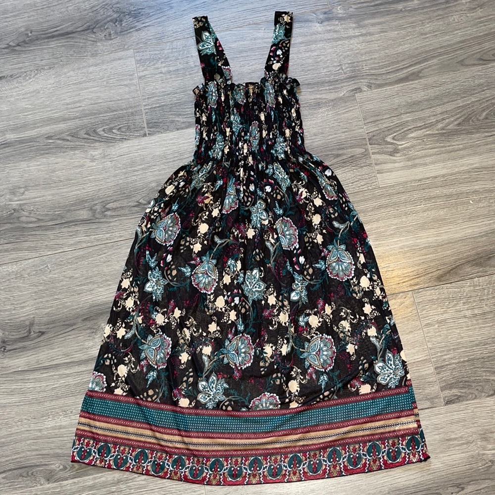 Stretchy, soft, thin & pretty medium dress